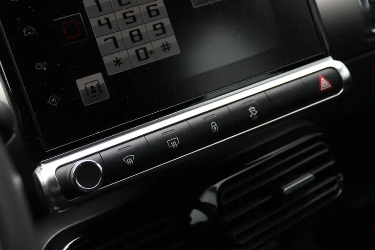 Citroën C4 Cactus 1.2 PureTech Feel Trekhaak, Cruise Control, Airco, Elekt. ramen voor, Navigatie afbeelding 20