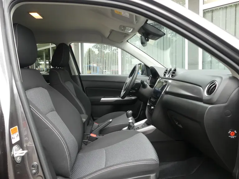 Suzuki Vitara 1.4 Boosterjet Select Smart Hybrid Navigatie, Cruise Control, Apple Carpl/Andr Auto afbeelding 9