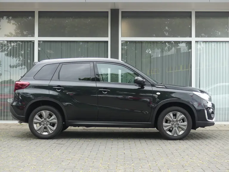 Suzuki Vitara 1.5 Hybrid Select Automaat, All season banden, adaptive Cruise, Camera afbeelding 2