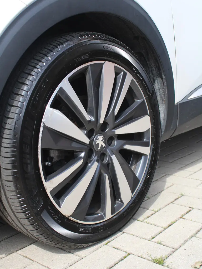 Peugeot 5008 1.2 PureTech 130PK Blue Lease GT-Line Trekhaak, Elektrische achterklep en Navigatie afbeelding 4