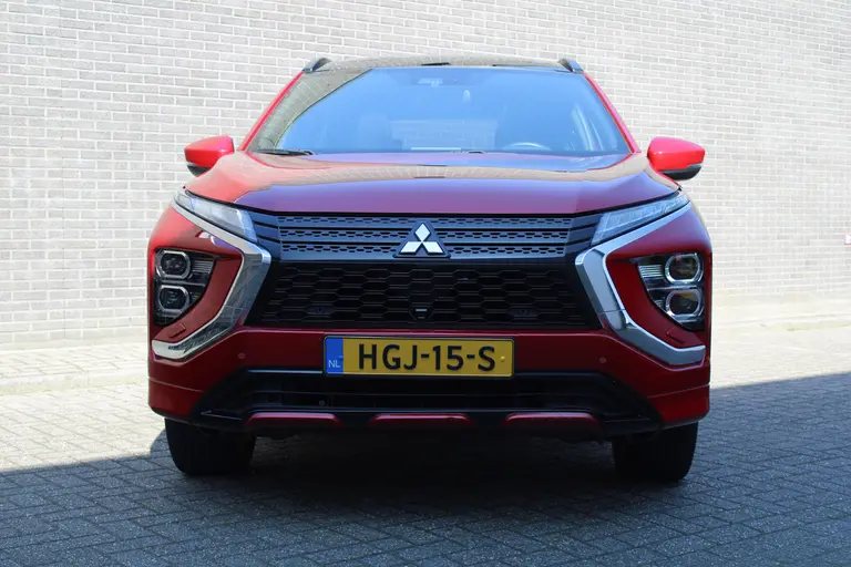 Mitsubishi Eclipse Cross 2.4 PHEV Instyle Nu met gratis trekhaak! Automaat, Lederen bekleding, Applecarpl./Andr. Auto afbeelding 7