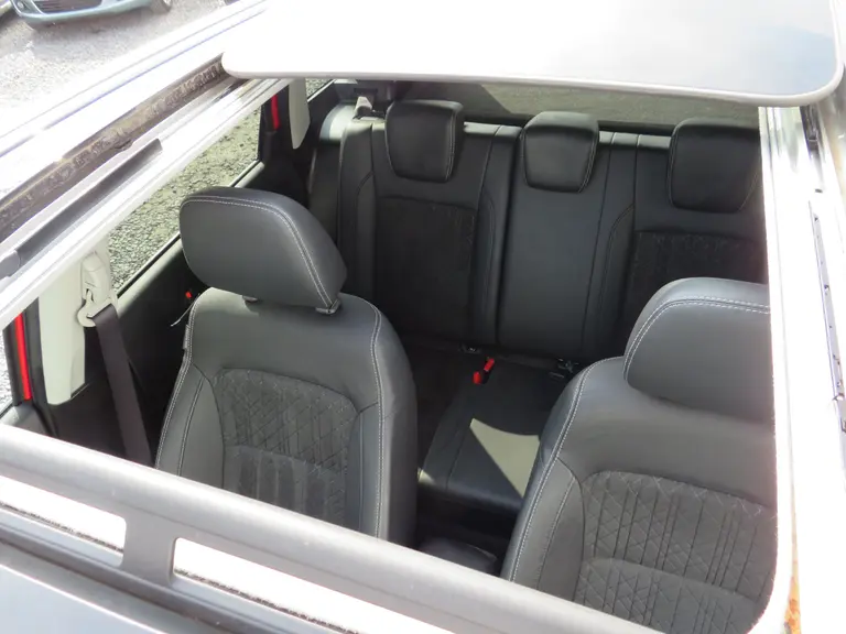 Suzuki Vitara 1.4 Boosterjet AllGrip Stijl/Style, Automaat, All-Seasonbanden, Panoramadak, Parkeersensoren, ZEER COMPLEET! afbeelding 13