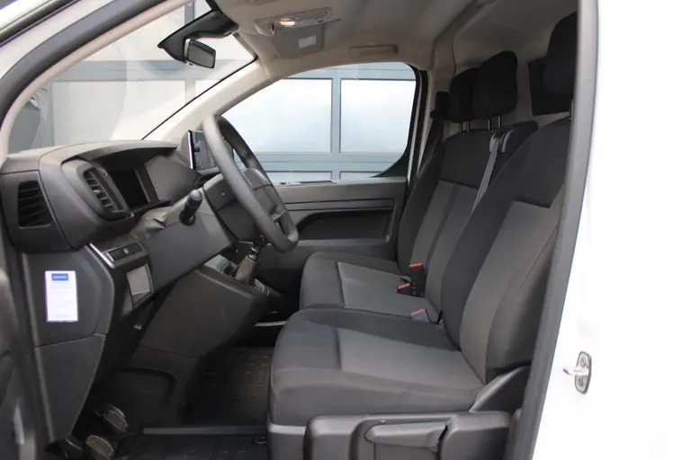 Peugeot Expert 2.0 BlueHDi 145 L2 Trekhaak, Airco, CruiseControl, Applecarpl./Andr. Auto, Navigatie, Achteruitrijcamera afbeelding 22