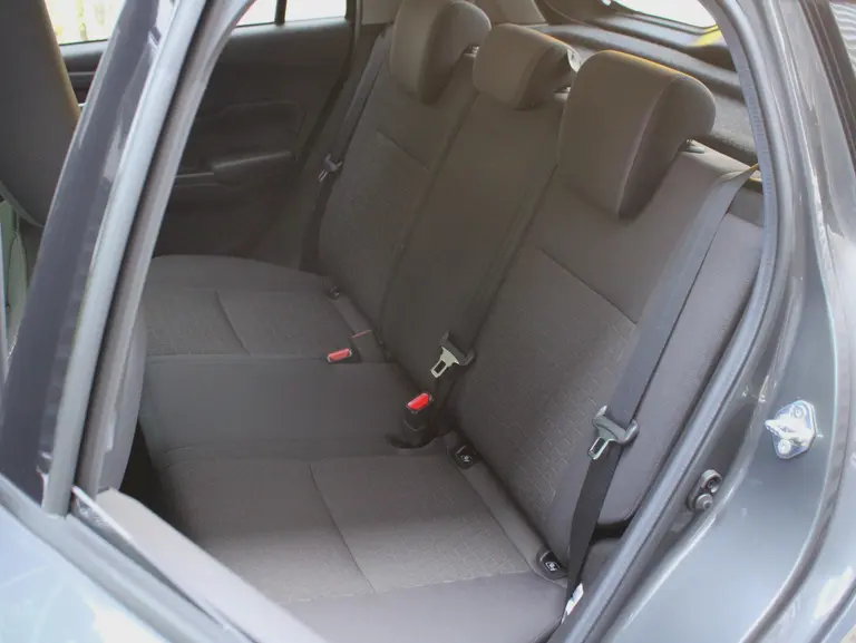 Suzuki Swift 1.2 Style Smart Hybrid Automaat 17" Lichtmetalen Velgen, Adaptieve Cruise en Climate Control afbeelding 7