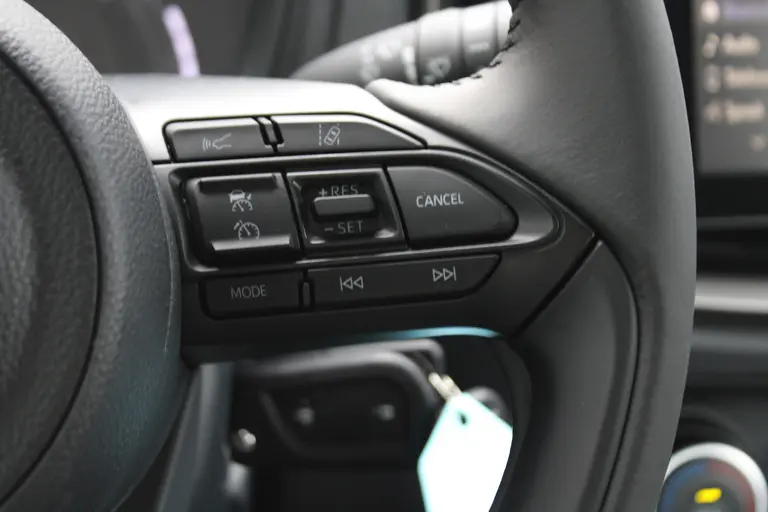 Toyota Aygo X 1.0 VVT-i S-CVT Play Achteruitrijcamera, DAB+ Radio, Airco, Bluetooth, Cruise Control Adaptief afbeelding 27