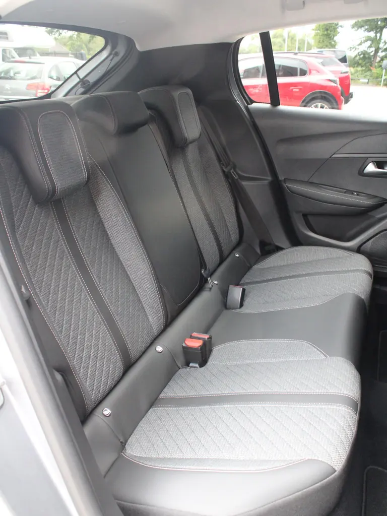 Peugeot 208 Hybrid 100PK e-DCS6 Allure Stoelverwarming,Adaptieve cruise control, Achteruitrijcamera afbeelding 33