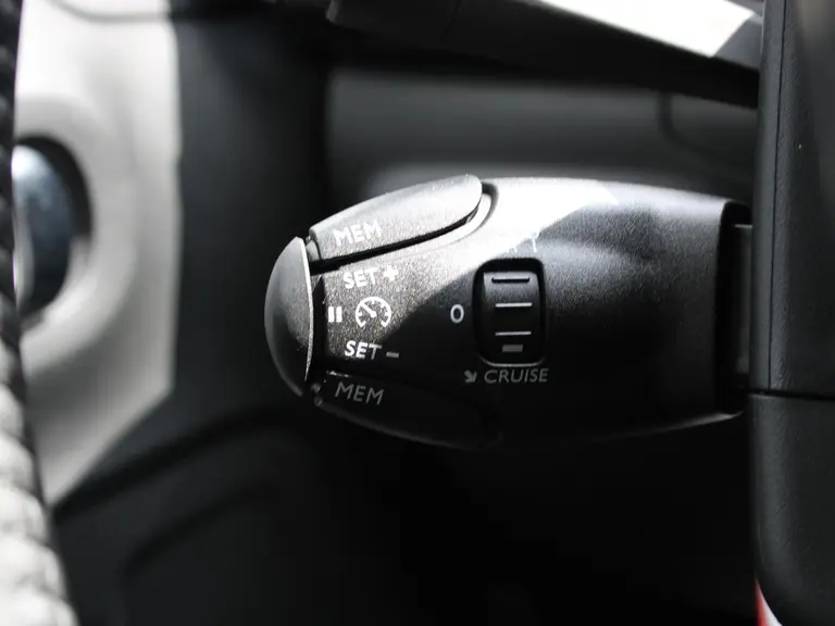Citroën C3 Max 1.2 PureTech 110PK Navigatie, Keyless, Stoelverwarming, Achteruitrijcamera, Apple Carplay, Android Auto afbeelding 21