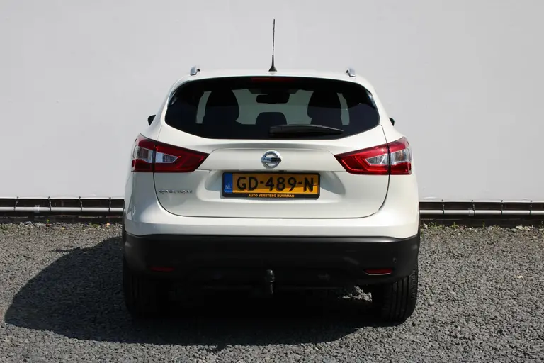 Nissan QASHQAI 1.2 Connect Edition Lage kilometerstand, Dealeronderhouden, Eerste eigenaar afbeelding 12