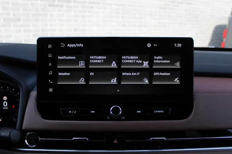 Mitsubishi Outlander 2.4 PHEV Instyle+ Lederen interieur, Elek.glazen panoramadak, Massage stoelen, 20" LM velgen, afbeelding 32