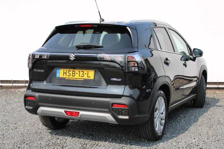 Suzuki S-Cross 1.4 Boosterjet Select Smart Hybrid, 1500 KG Parkeersensoren voor en achter, Navigatie en Camera afbeelding 3