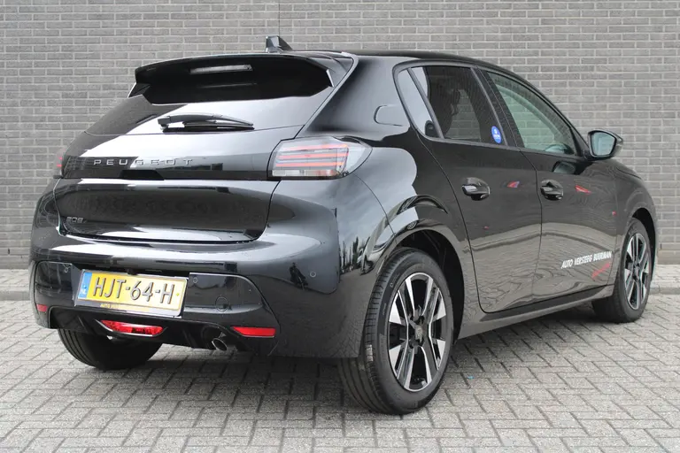 Peugeot 208 Allure 1.2 PureTech 100PK Navigatie, Stoelverwarming, Camera achter, Parkeerhulp voor & Achter, Lichtmetalen velgen afbeelding 4