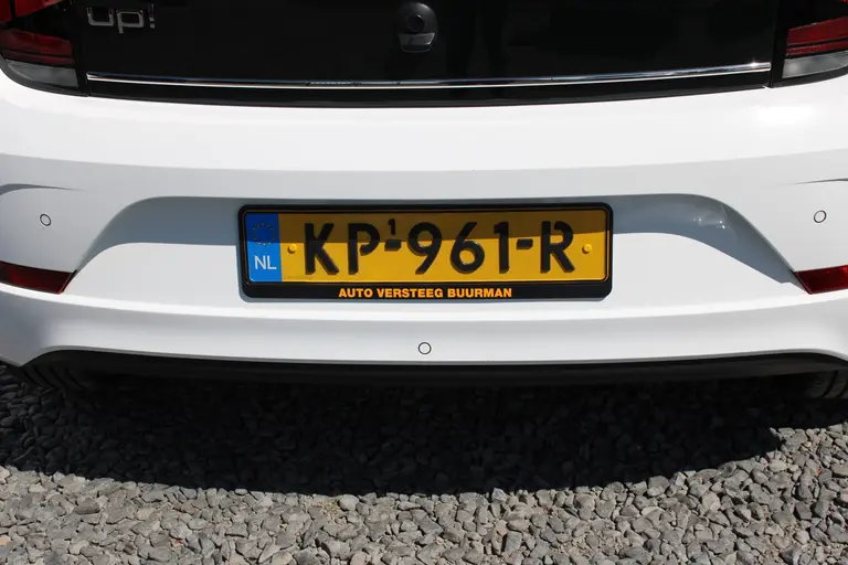 Volkswagen up! 1.0 BMT high up! Bluetooth, Parkeersensoren, Cruise-Control, LM-Velgen en Keurig onderhouden! afbeelding 21