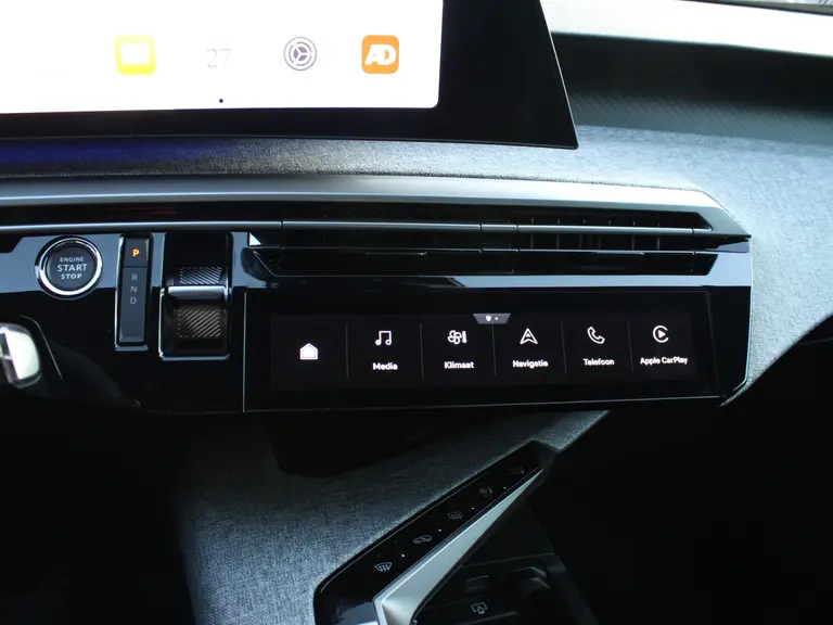 Peugeot E-3008 Allure 73 kWh 214PK Automaat Navigatie, Rondomzichtcamera, Keyless Entry & Start, Parkeersensoren Voor & Achter afbeelding 33