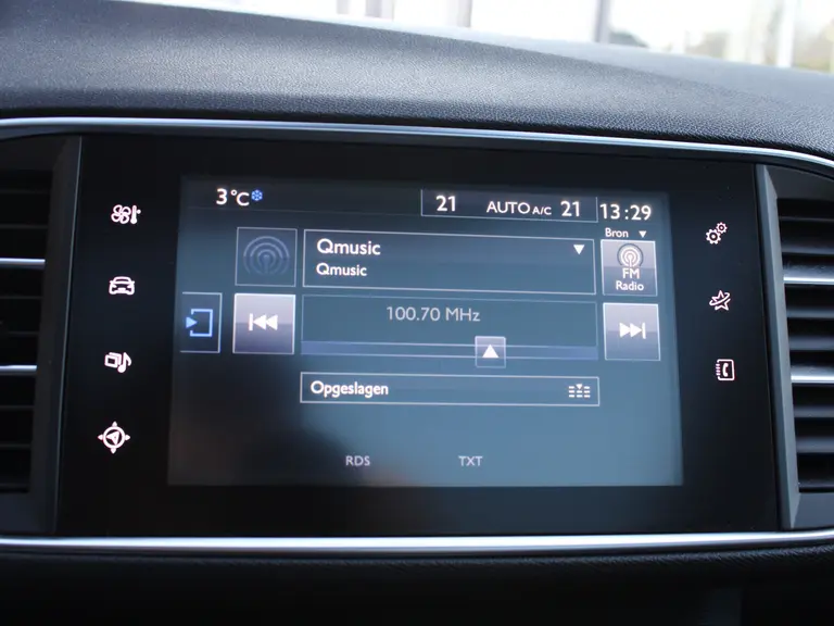 Peugeot 308 1.2 PureTech 130PK Blue Lease Premium Trekhaak, Panoramadak, Apple Carplay, Android Auto, Parkeersensoren, Led Koplampen afbeelding 25