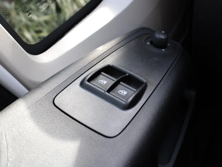 Peugeot Boxer Citybox 2.2 BlueHDi 140PK L4 3.5t Navigatie, LED Koplampen, Laadklep, Draadloze Telefoonlader afbeelding 14