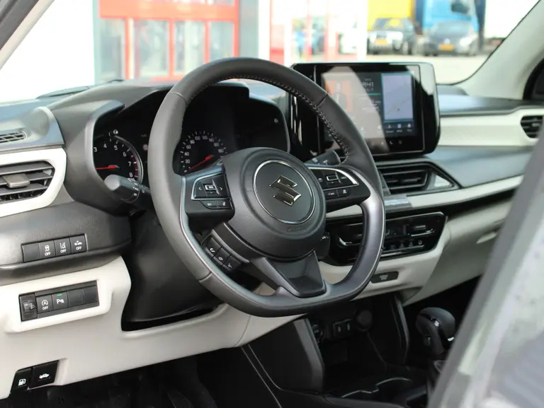 Suzuki Swift 1.2 Select Smart Hybrid Automaat Adaptieve Cruise Control, Carplay/Android Auto afbeelding 5