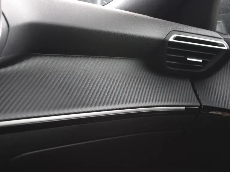 Peugeot 2008 1.2 PureTech 100PK Allure Navigatie, Achteruitrijcamera, Apple Carplay, Android Auto, Parkeersensoren Voor & Achter afbeelding 27