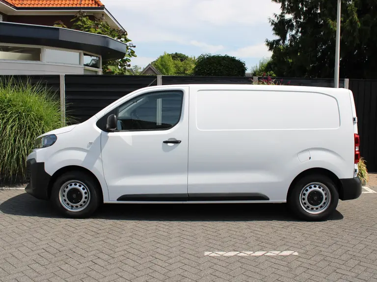 Peugeot Expert 2.0 BlueHDi 145PK L2 Trekhaak, Navigatie, Achteruitrijcamera, Cruise Control, Airco afbeelding 4