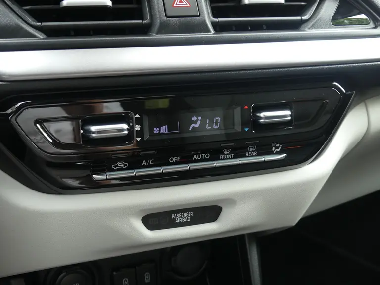 Suzuki Swift 1.2 Style Smart Hybrid Nieuw 6 jaar fabrieksgarantie! Uit voorraad leverbaar! afbeelding 20