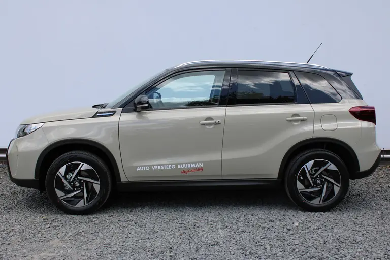 Suzuki Vitara 1.5 Hybrid Style Demo Voordeel, Parkeersensoren Draadloos Carplay en Panorama Dak. afbeelding 2