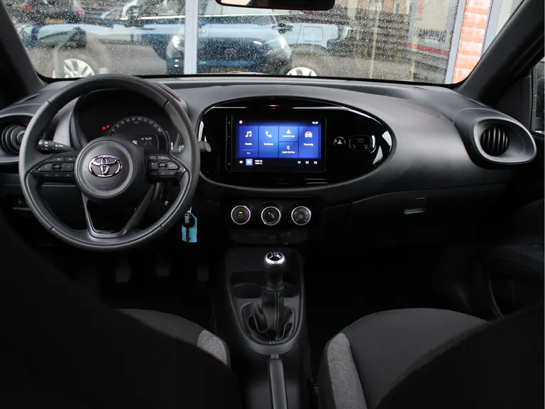 Toyota Aygo X 1.0 VVT-i MT Play Adaptieve Cruise Control, Carplay/Android Auto, Achteruitrijcamera, Bluetooth, Airco afbeelding 16