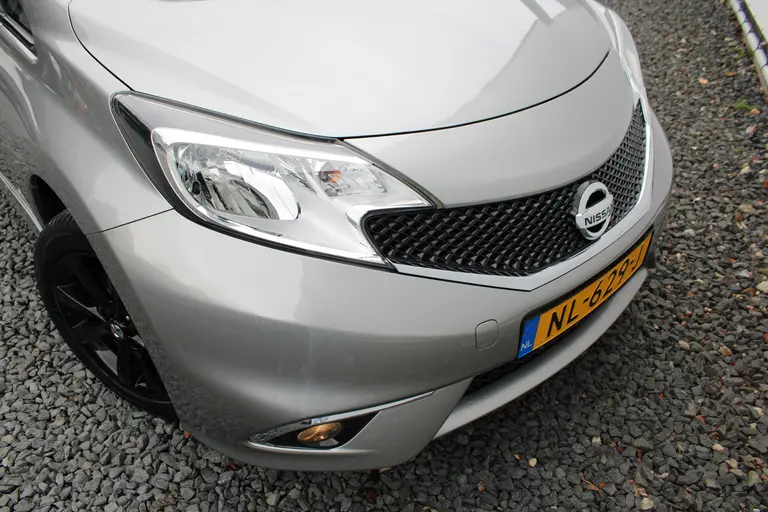 Nissan Note 1.2 Black Edition, All-Seasons, Hoge instap, Navigatie en Cruise Control! afbeelding 29