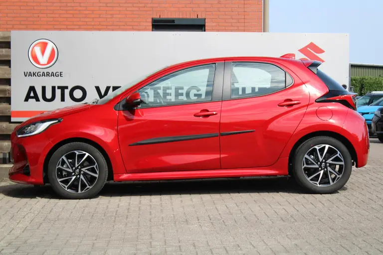 Toyota Yaris 1.5 Hybrid Dynamic Cruise Control Adaptief, achteruitrijcamera, Keyless Entry afbeelding 13