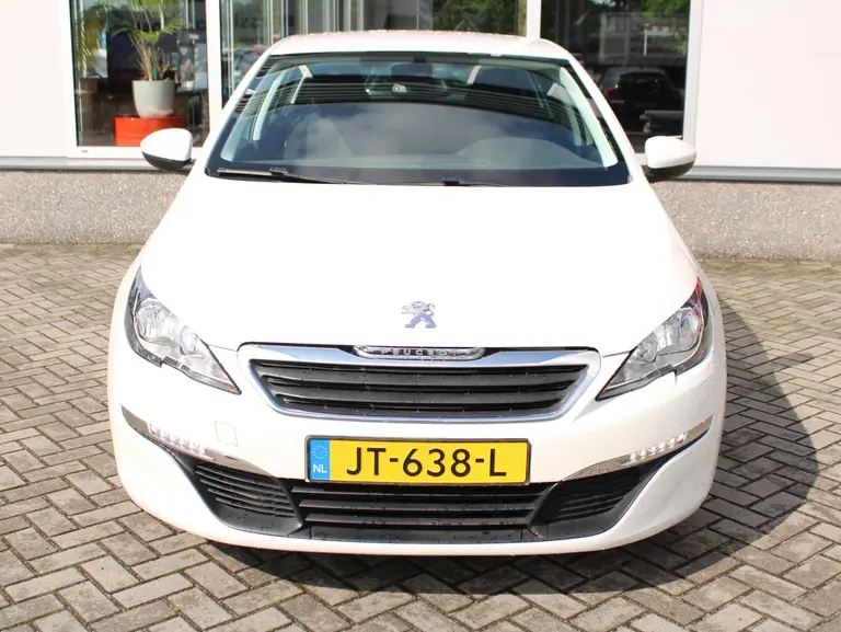 Peugeot 308 1.2 PureTech Active Trekhaak, Climat control, Cruise control, Allseasonbanden, Lichtmetalen velgen afbeelding 18