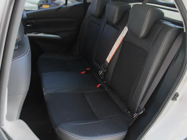 Suzuki S-Cross 1.5 Hybrid AllGrip Style Automaat Rondomzicht Camera, Leder/Stof Bekleding, Adaptieve Cruise en Climate Control afbeelding 8