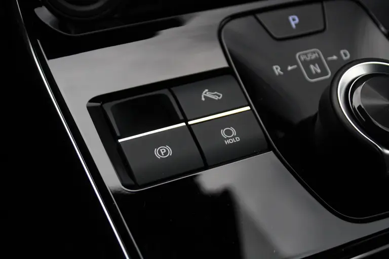 Toyota Bz4x Dynamic 71 kWh Automaat 3-fase Stuurverwarming, Elektrische bestuurdersstoel, Navigatie, Rondomzicht camera afbeelding 30
