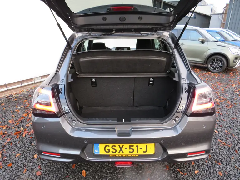 Suzuki Swift 1.2 Select Smart Hybrid, Automaat en 17 inch velgen! DEMOVOORDEEL, met Camera en Parkeersensoren afbeelding 13