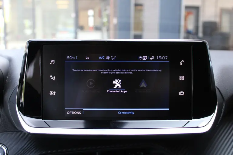 Peugeot 2008 1.2 PureTech Allure Automaat, Trekhaak, Airco, Navigatie, Applecarpl./Andr. Auto afbeelding 23