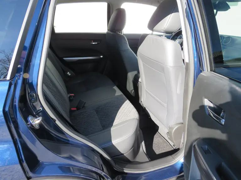 Suzuki Vitara 1.5 Hybrid Style, Automaat, NIEUW MODEL, Draadloos carplay, Parkeersensoren en 6 jaar Garantie! afbeelding 12