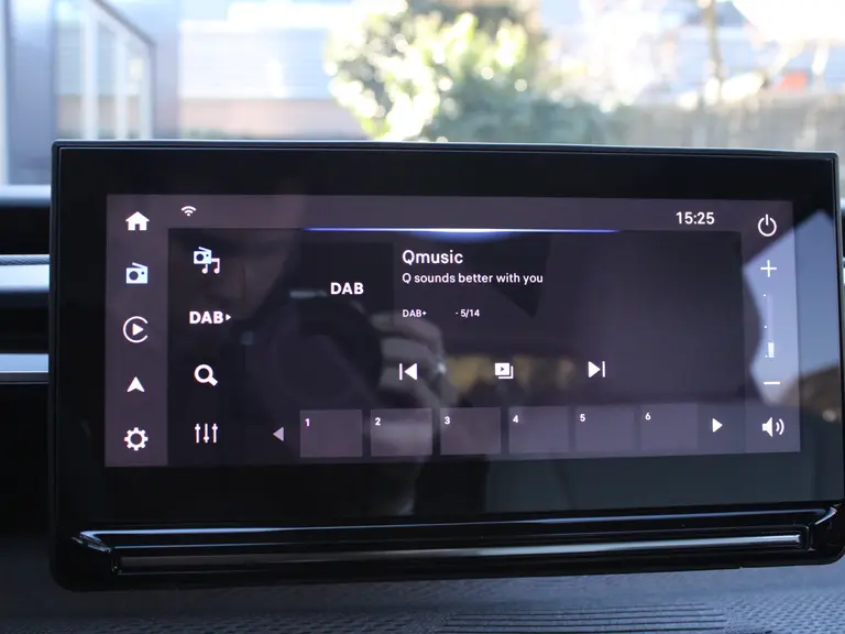 Citroën C3 1.2 100PK Turbo Max Navigatie, Achteruitrijcamera, Climate Control, Cruise Control, Apple Carplay, Android Auto afbeelding 22