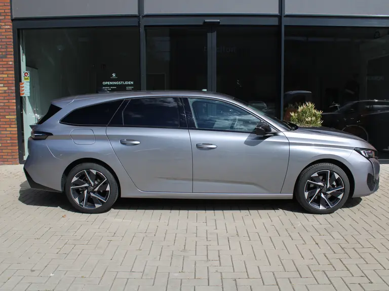 Peugeot 308 SW 1.2 PureTech 130PK Allure Adaptieve Cruis Control, Navigatie, Getinte Ramen afbeelding 11