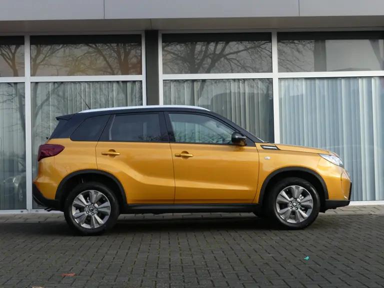 Suzuki Vitara 1.5 Hybrid Select, Automaat, NIEUW, 6 jaar GARANTIE! Navigatie, Achteruitrijcamera afbeelding 2