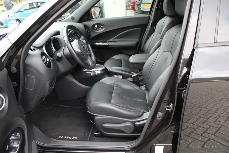 Nissan Juke 1.6 Tekna Automaat, Cruise/Climate control, Navigatie, Glazen schuif/kanteldak, 17" LM velgen, Lederen interieur, afbeelding 9