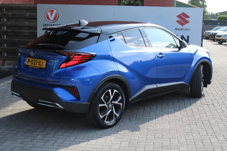Toyota C-HR 2.0 Hybrid Dynamic , Automaat, Voorruit/Stuurwiel verwarmd, Dealer onderhouden! afbeelding 4