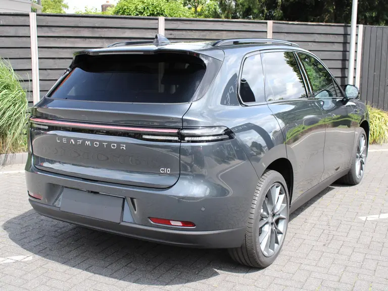 Leapmotor C10 Design 69.9 kWh Camera systeem rondom, Stoelverwarming/koeling, Panoramadak, Navigatie afbeelding 10