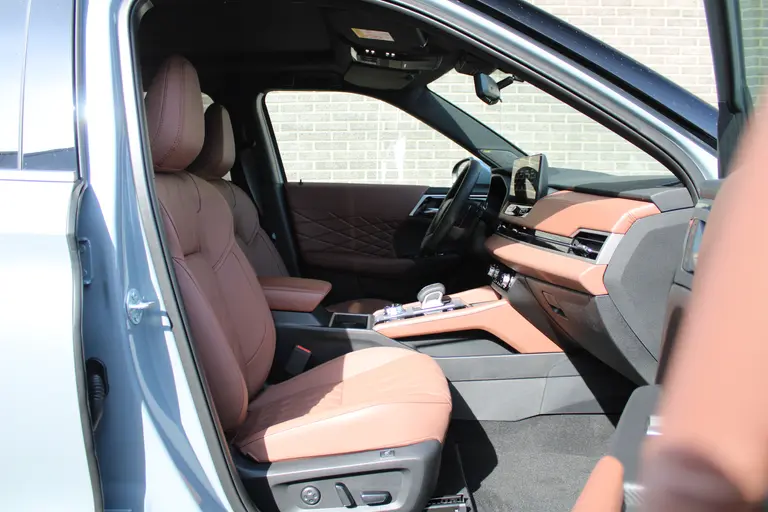 Mitsubishi Outlander 2.4 PHEV Instyle+ Lederen interieur, Elek.glazen panoramadak, Massage stoelen, 20" LM velgen, afbeelding 40