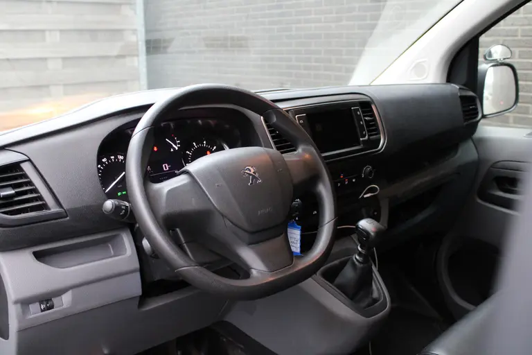 Peugeot Expert 2.0 BlueHDI 120 Standard Premium Airco, Cruise control, Trekhaak, Apple Carplay/Android auto, Bluetooth handsfree, afbeelding 21