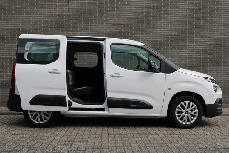 Citroën E-Berlingo Feel 50 kWh Airco, Cruise controle, Apple carplay/Android auto, Schuifdeur L+R, Camera, Bluetooth, afbeelding 29