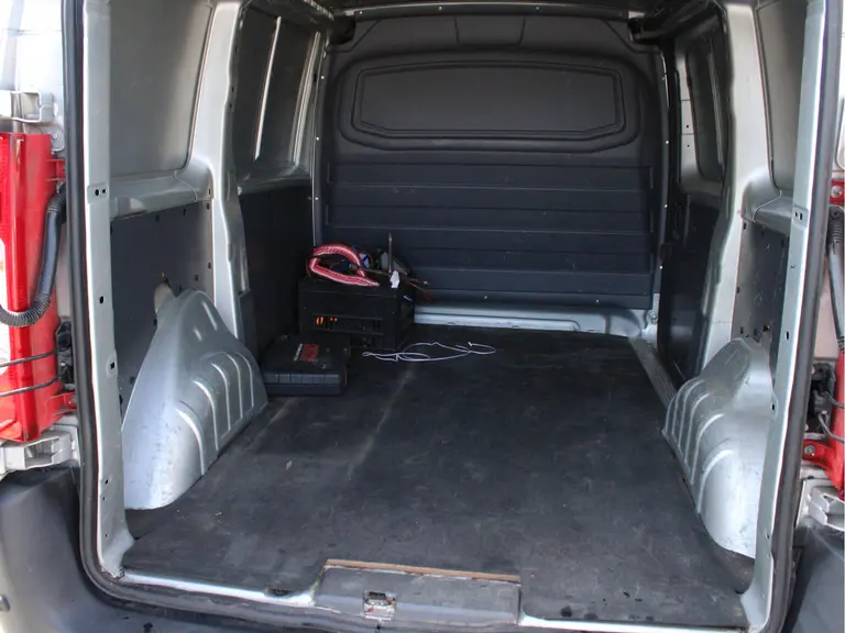 Peugeot Expert 227 1.6 HDI L1H1 Navteq 2, 3 Zitplaatsen Trekhaak, Navigatie, Cruise Control, Bluetooth, Airco afbeelding 9