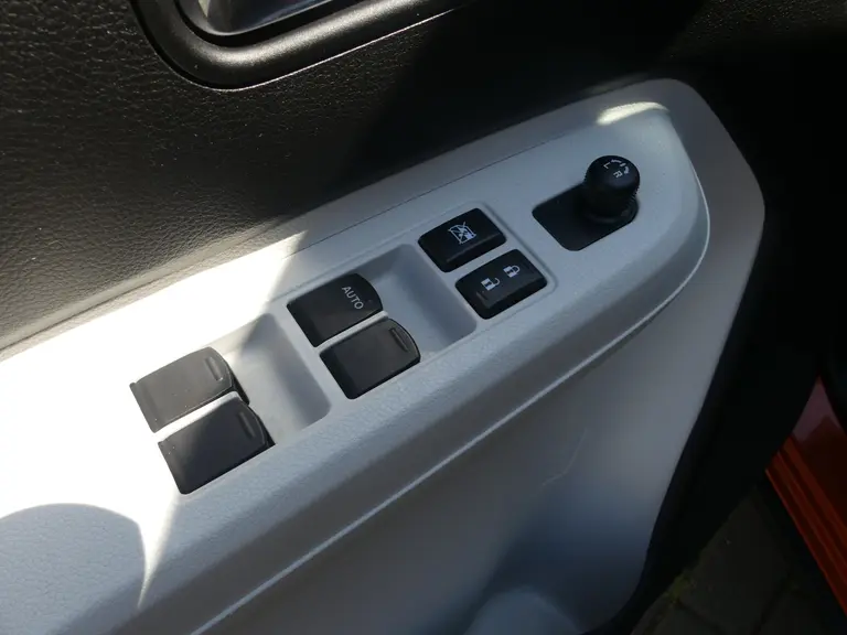 Suzuki Ignis 1.2 Smart Hybrid Stijl Navi, Allseason banden, Cruise control, Climate control afbeelding 11