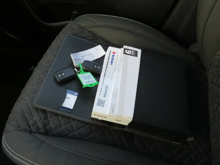 Suzuki Vitara 1.5 Hybrid Style, Automaat, NIEUW MODEL, Draadloos carplay, Parkeersensoren en 6 jaar Garantie! afbeelding 28