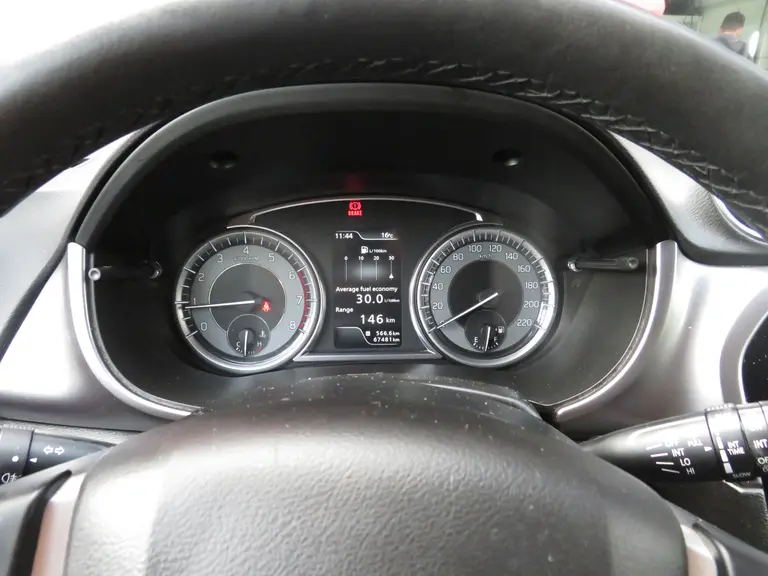 Suzuki Vitara 1.0 Boosterjet Select 1e Eig, Dealer Onderhouden, Cruise control En Android/Apple Carplay afbeelding 13