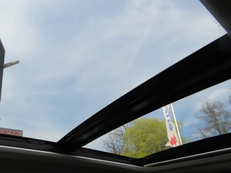 Suzuki Vitara 1.5 Hybrid Style AllGrip, Automaat, Panoramadak, Parkeersensoren, Alcantara/leer, ZEER COMPLEET! afbeelding 35