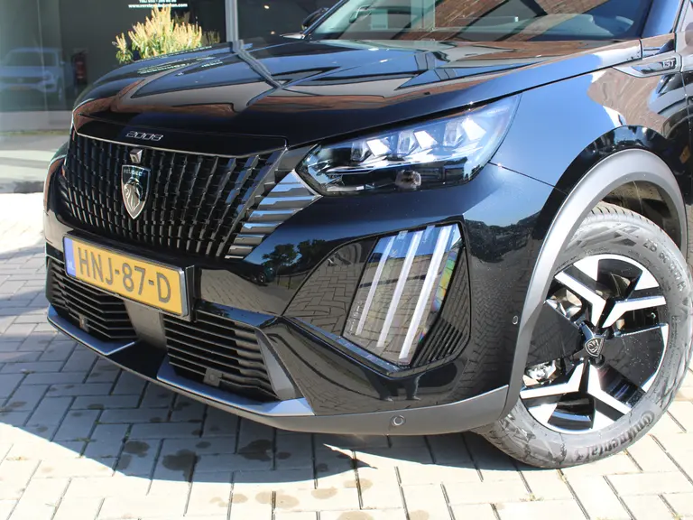 Peugeot 2008 1.2 Hybrid 145PK GT 360 camera, Lichtmetalen velgen, Parkeerhulp voor & achter, Cruise Control afbeelding 2