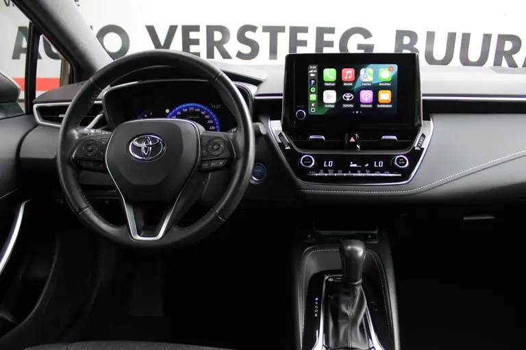 Toyota Corolla Touring Sports 1.8 Hybrid Dynamic Achteruitrijcamera, Stoelverwarming, Cruise Control Adaptief, Draadloze Telefoonlader afbeelding 19