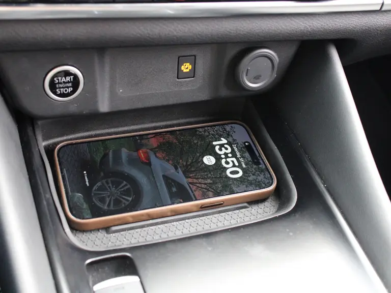 Nissan QASHQAI N-Style 1.3 MHEV 158PK Xtronic Automaat Navigatie, Rondomzichtcamera, Adaptieve Cruise Control, Climate Control, Apple Carplay, Android Auto afbeelding 31
